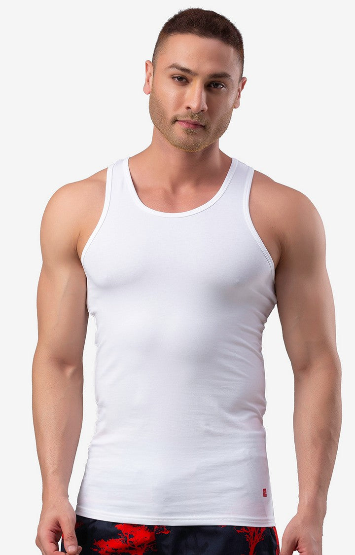 Men Premium White Round Neck Cotton Blend Vest- UnderJeans by Spykar