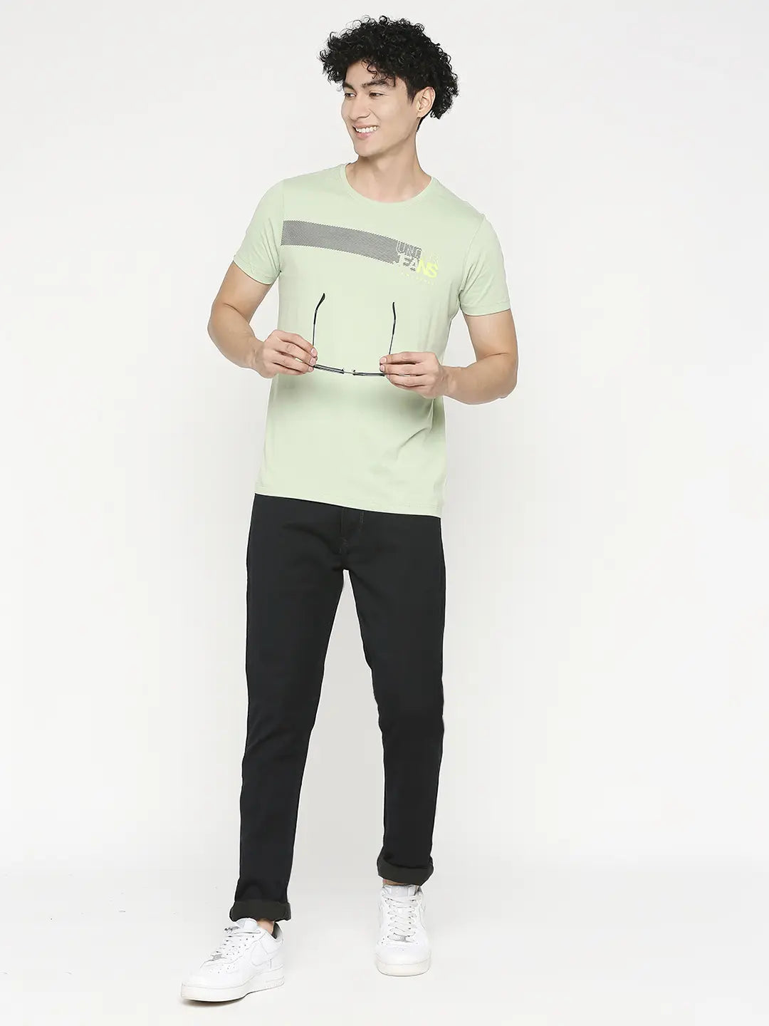 Men Premium Dusty Pista Cotton Half Sleeve Printed Tshirt- UnderJeans by Spykar