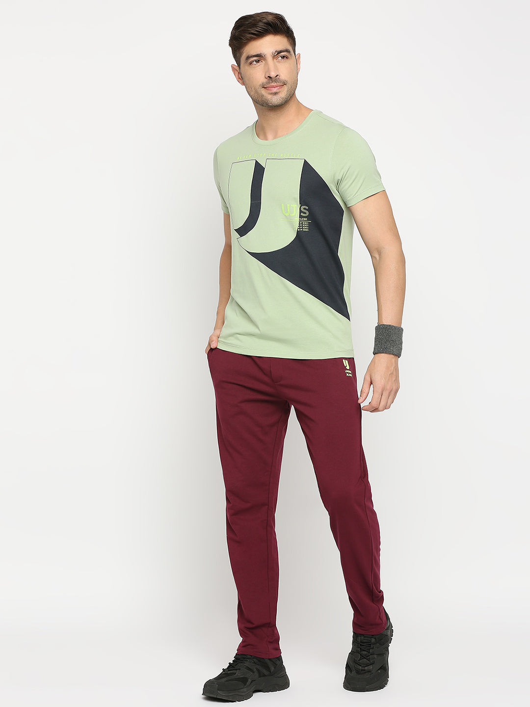 Men Premium Cotton Blend Wine Trackpant - UnderJeans by Spykar