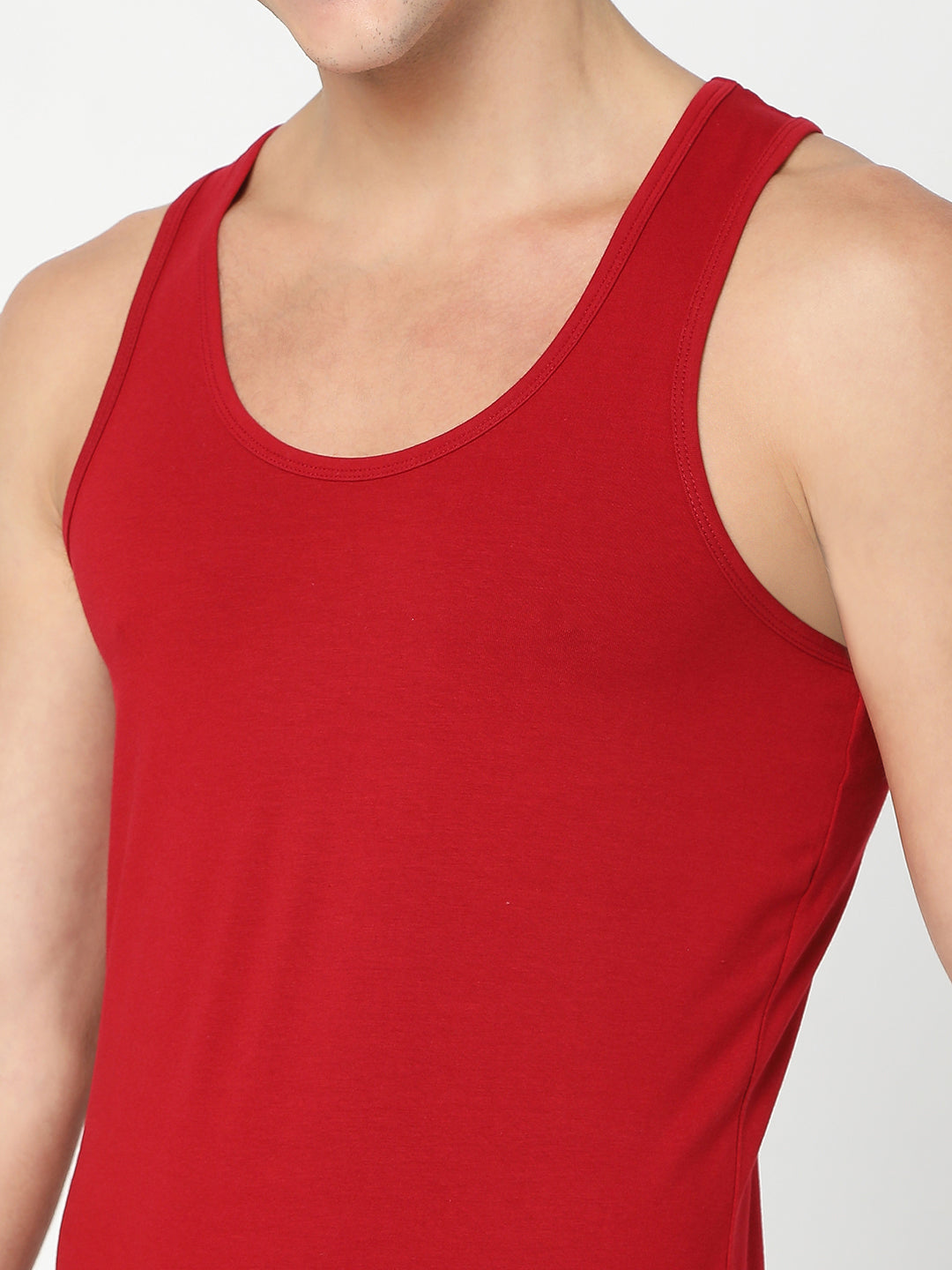 Men Premium Maroon Cotton Blend Regular Fit Vest - UnderJeans by Spykar
