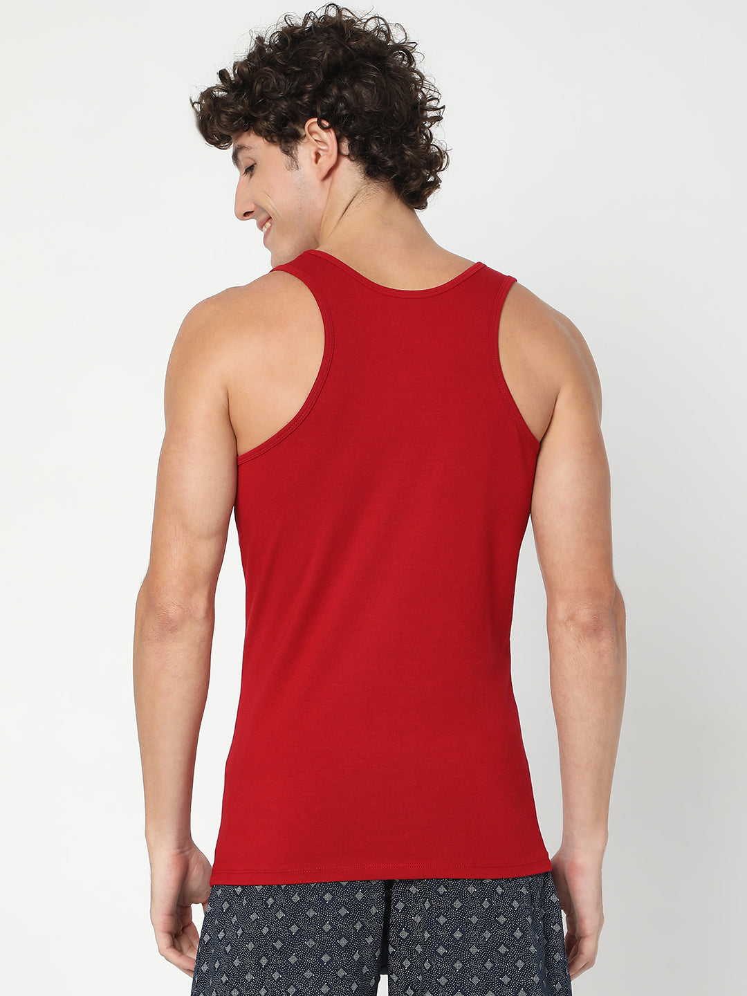 Men Premium Maroon Cotton Blend Regular Fit Vest - UnderJeans by Spykar