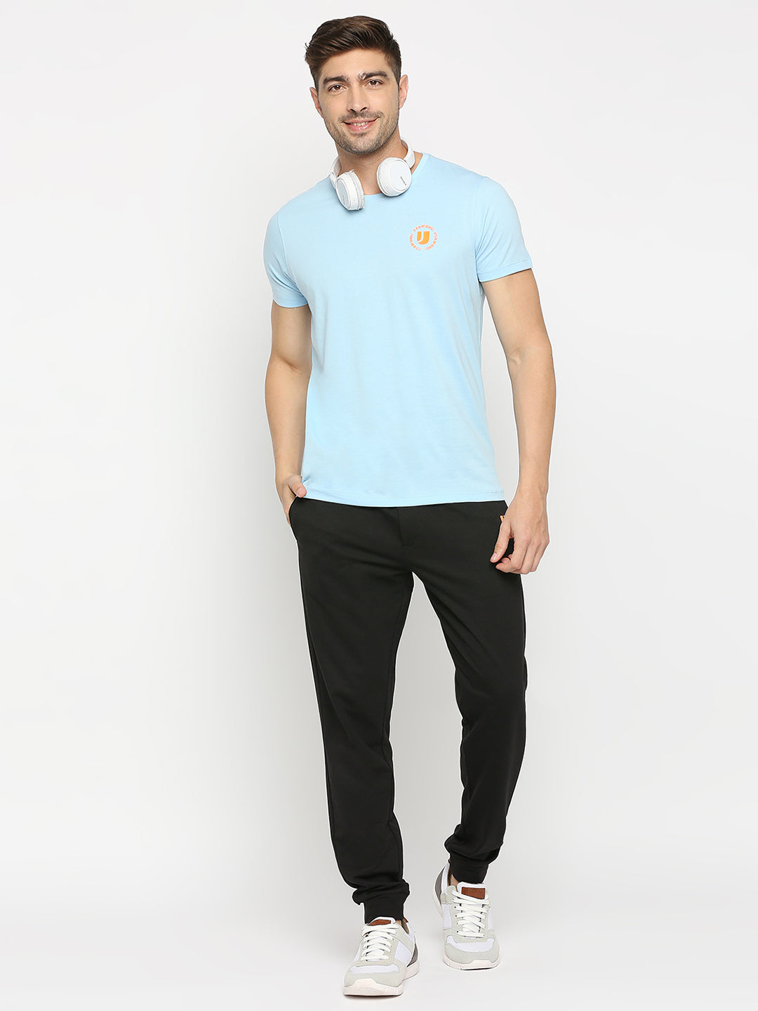 Men Premium Powder Blue Cotton Round Neck Plain Tshirt- UnderJeans by Spykar