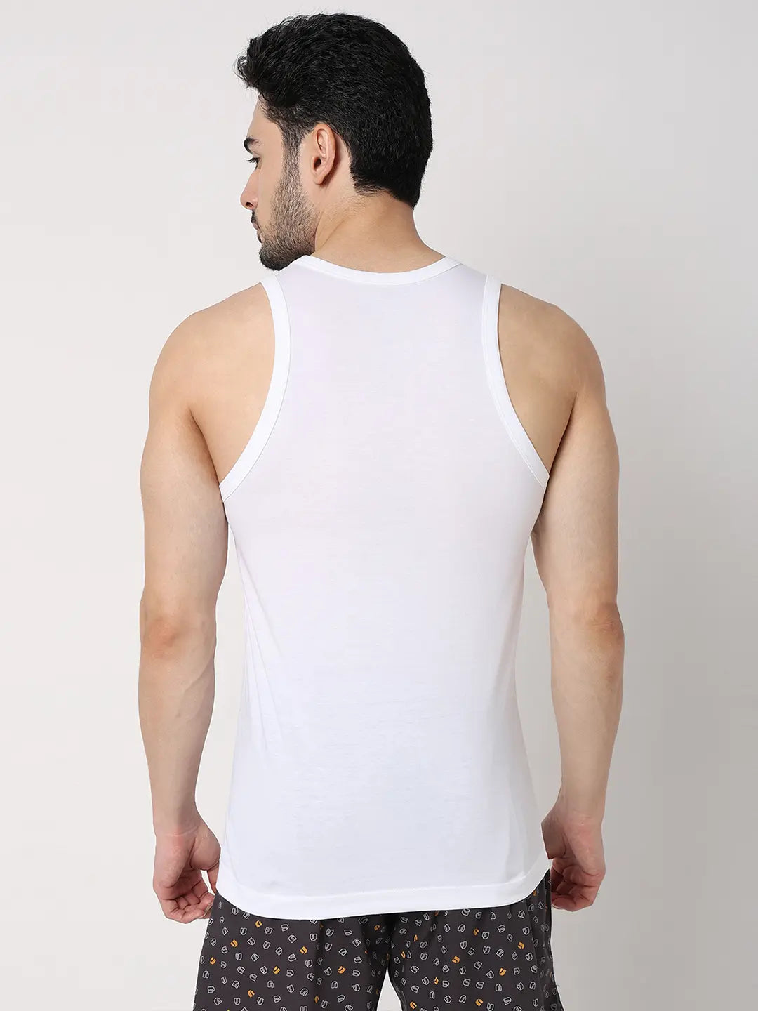 Underjeans by Spykar Men Premium White Cotton Blend Regular Fit Vest