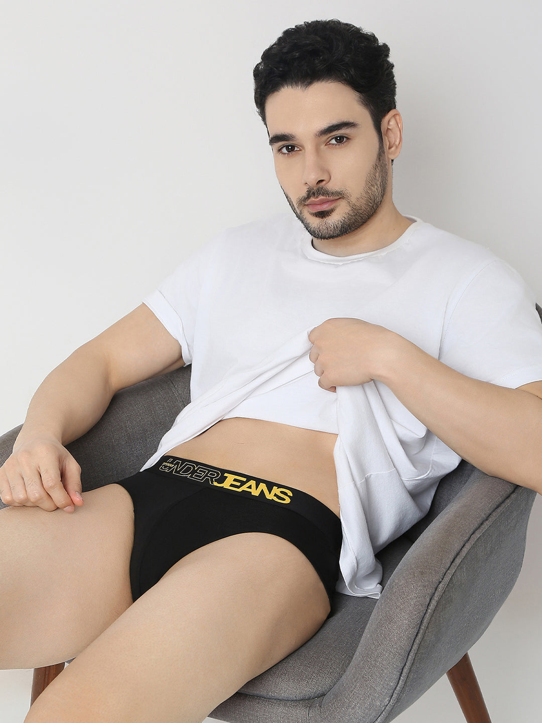 Underjeans By Spykar Men Black & Maroon Brief