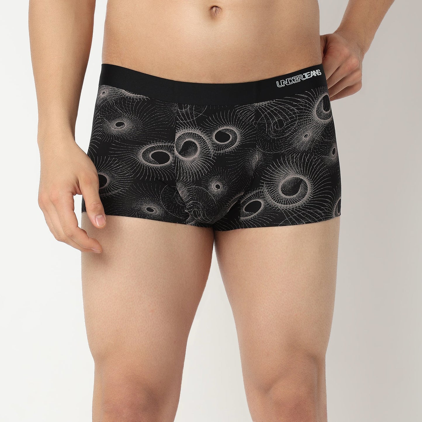 Underjeans by Spykar Men Black Grey Regular Fit Ultrasoft Trunks
