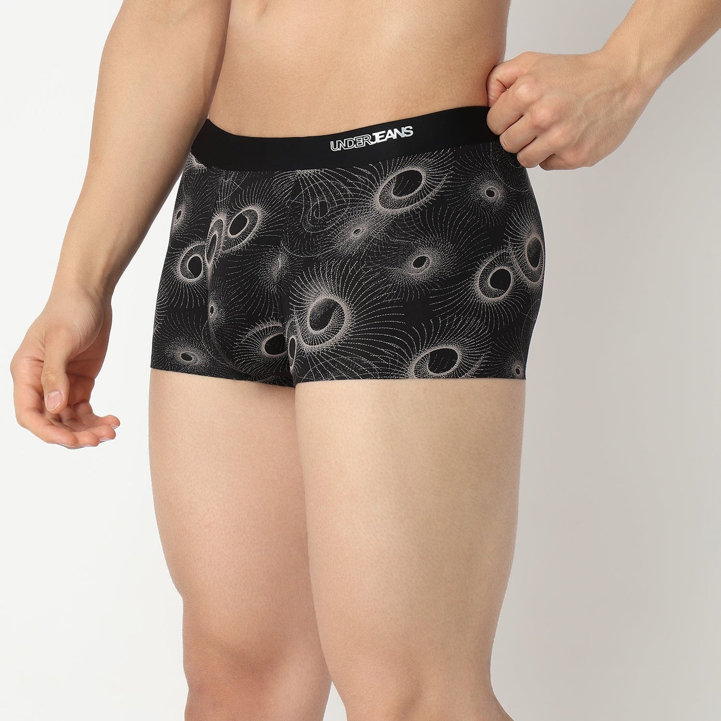 Underjeans by Spykar Men Black Grey Regular Fit Ultrasoft Trunks