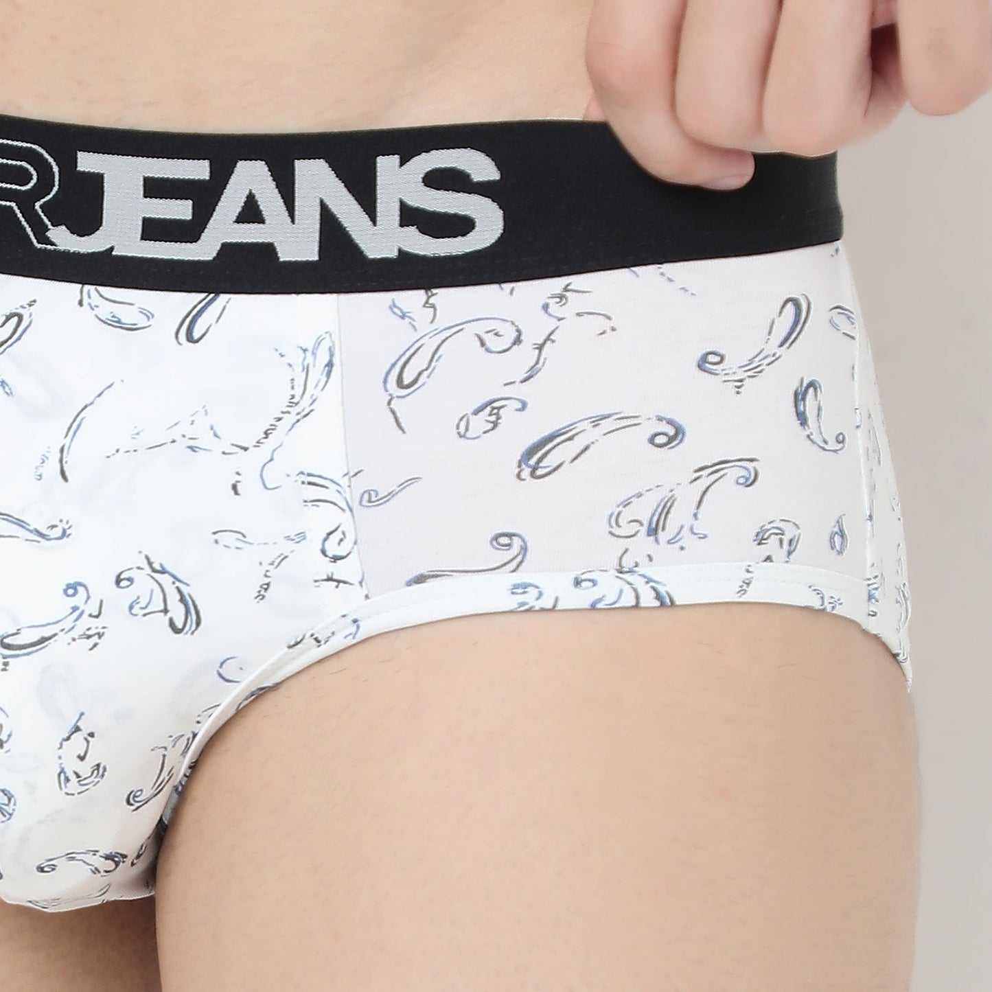 UnderJeans by Spykar Men Basic White Ultrasoft Briefs