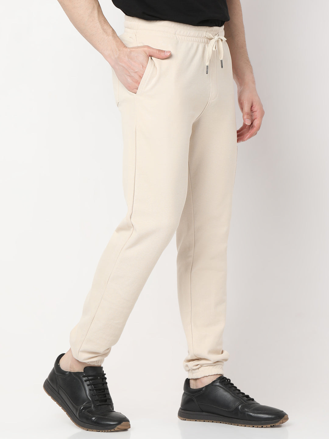 Underjeans By Spykar Men Premium Beige Cargo Pant