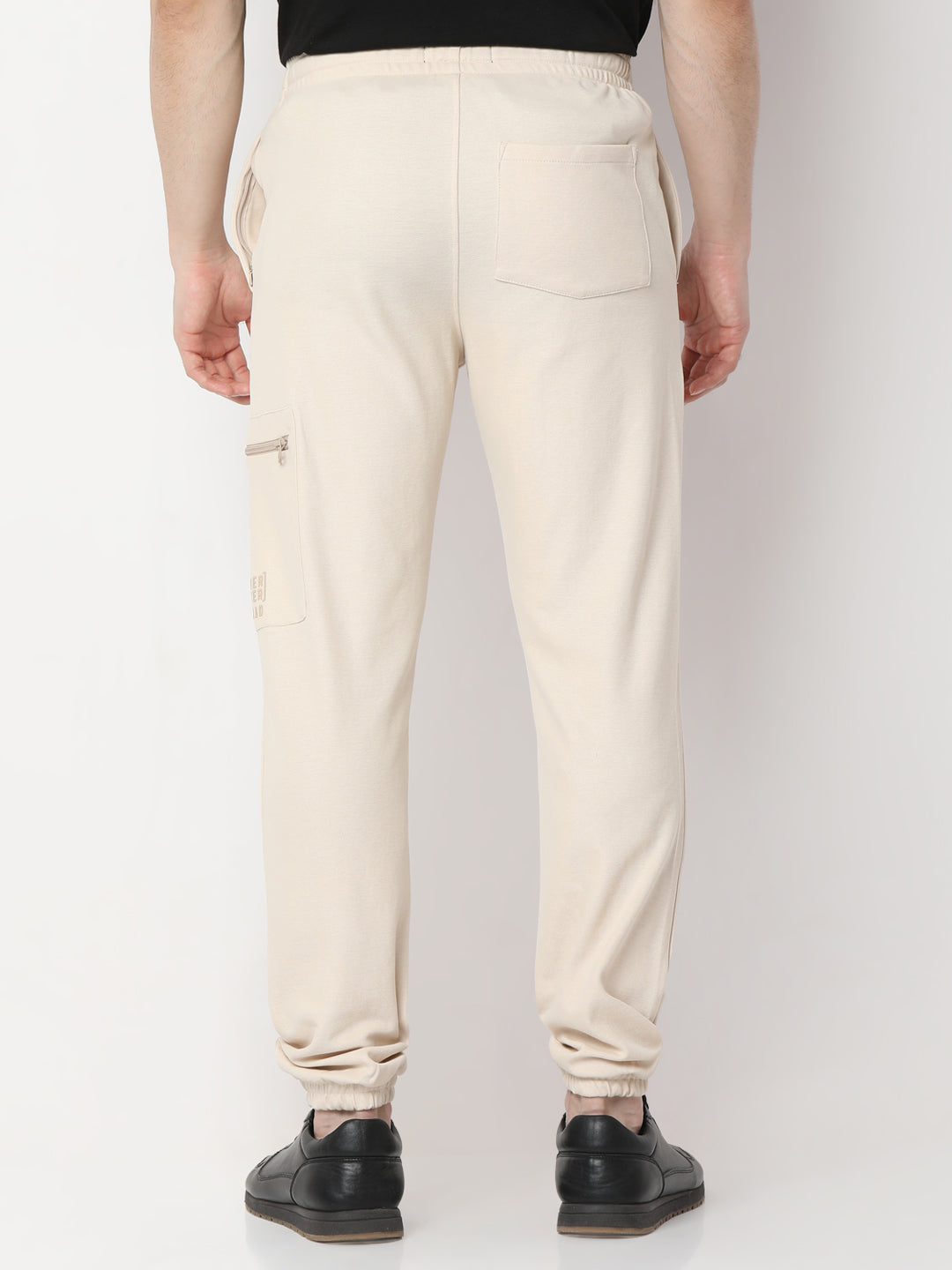 Underjeans By Spykar Men Premium Beige Cargo Pant