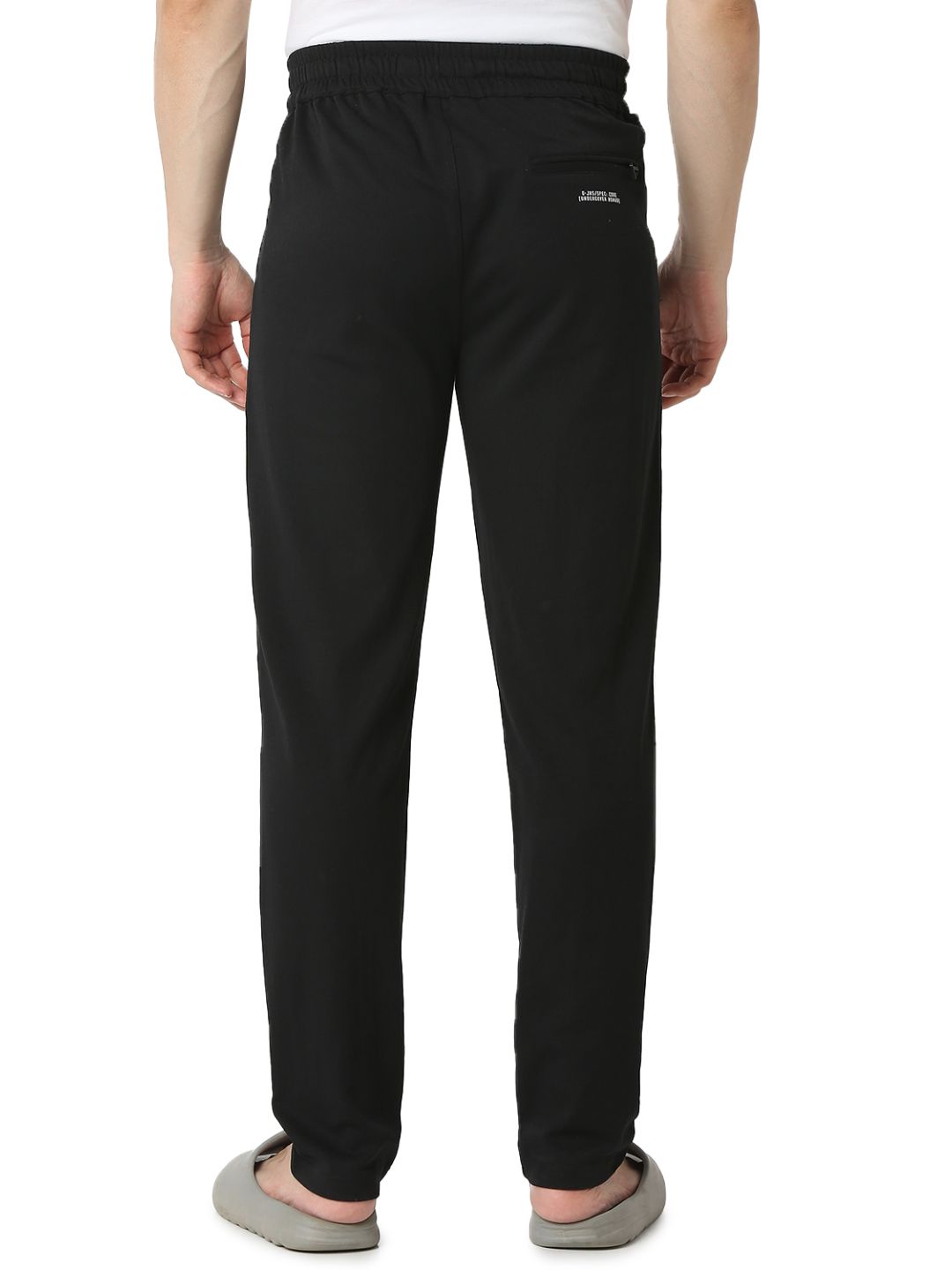 Underjeans By Spykar Men Premium Black Cargo Pant