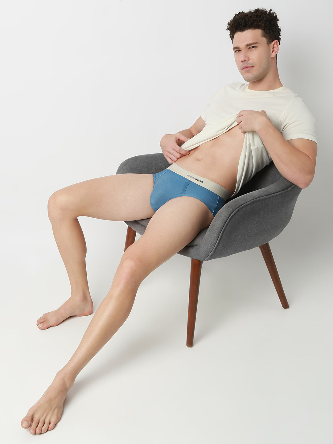 UnderJeans by Spykar Men Basic Mid Denim Blue Mid-Rise Solid Ultrasoft Briefs
