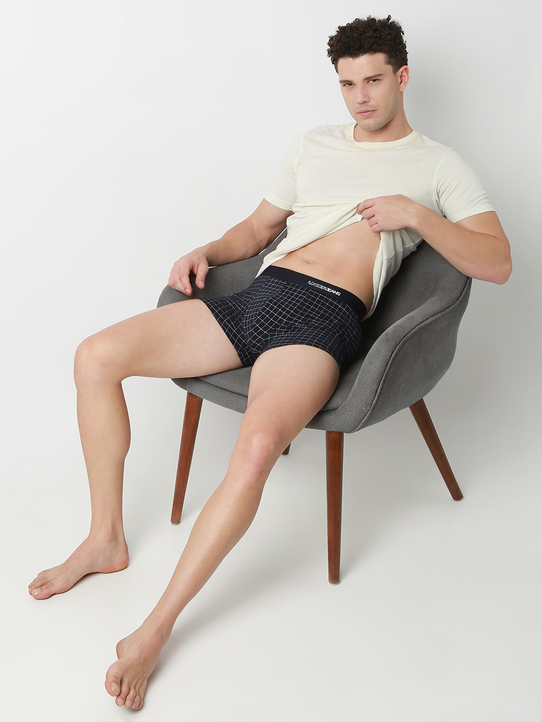 UnderJeans by Spykar Men Printed Navy Checks Trunk