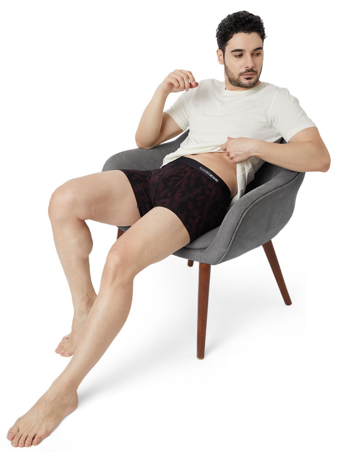 UnderJeans by Spykar Men Printed Black Wine Trunk