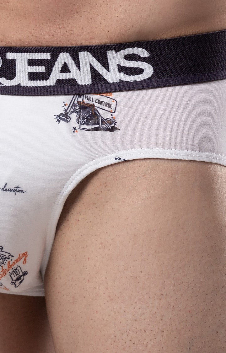 Men Premium Cotton Blend White Brief- UnderJeans by Spykar