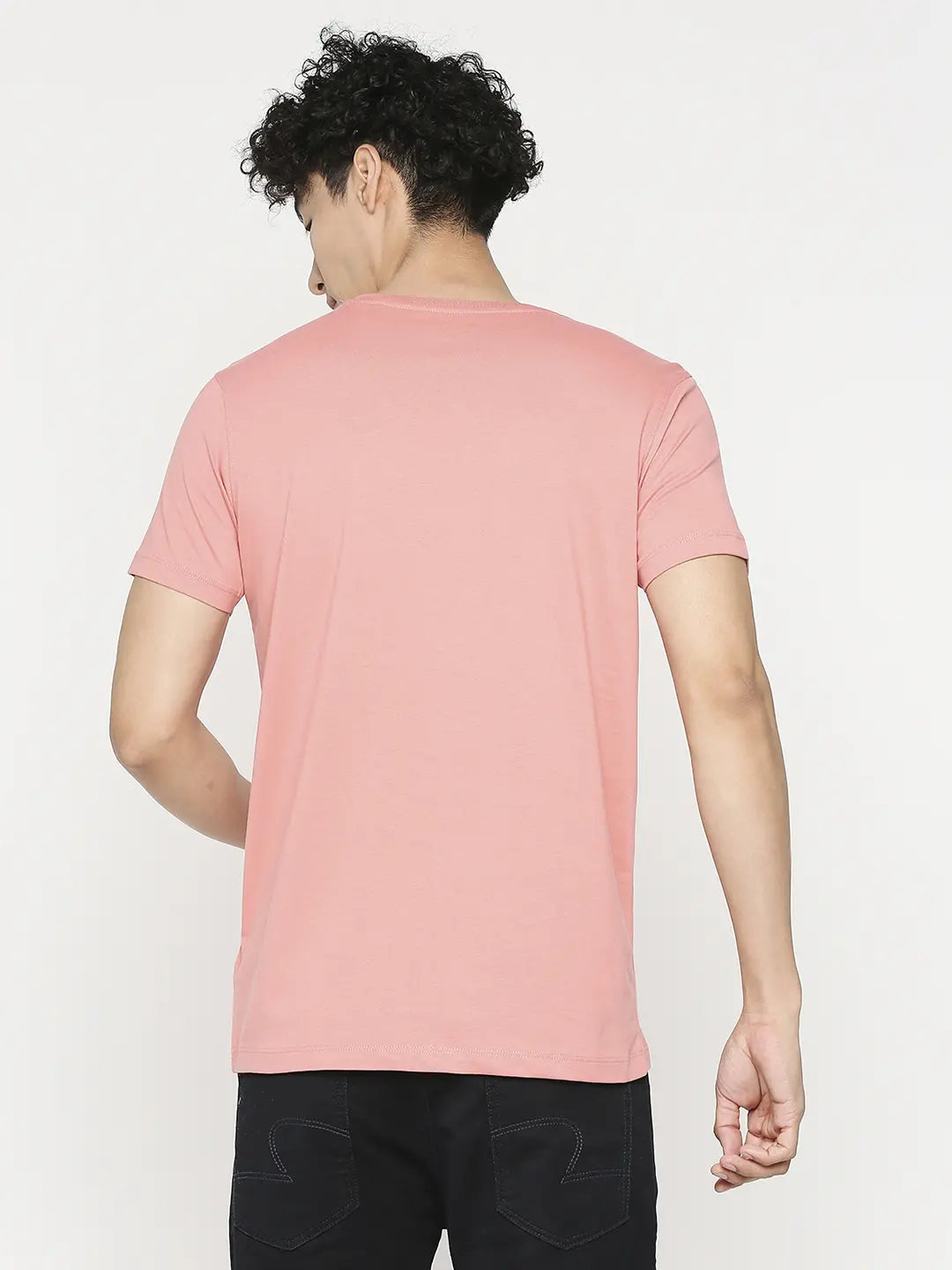 Men Premium Dusty Coral Cotton Half Sleeve Printed Tshirt- UnderJeans by Spykar