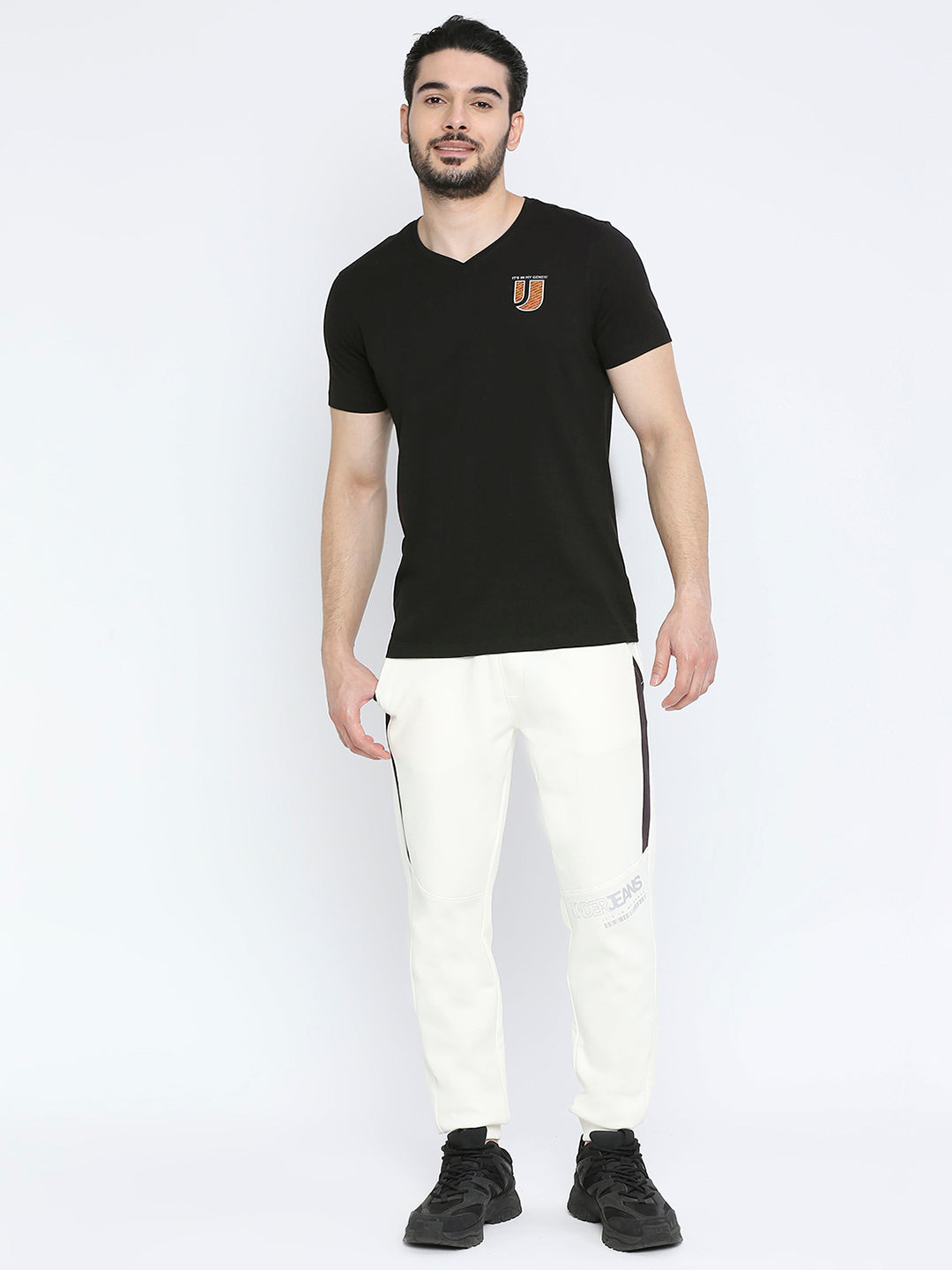 Men Premium Black Cotton V-Neck T-shirt- UnderJeans by Spykar