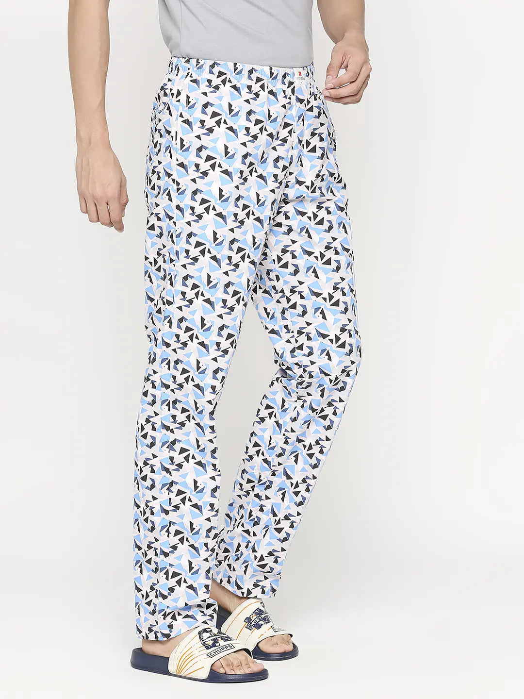Printed pyjamas discount