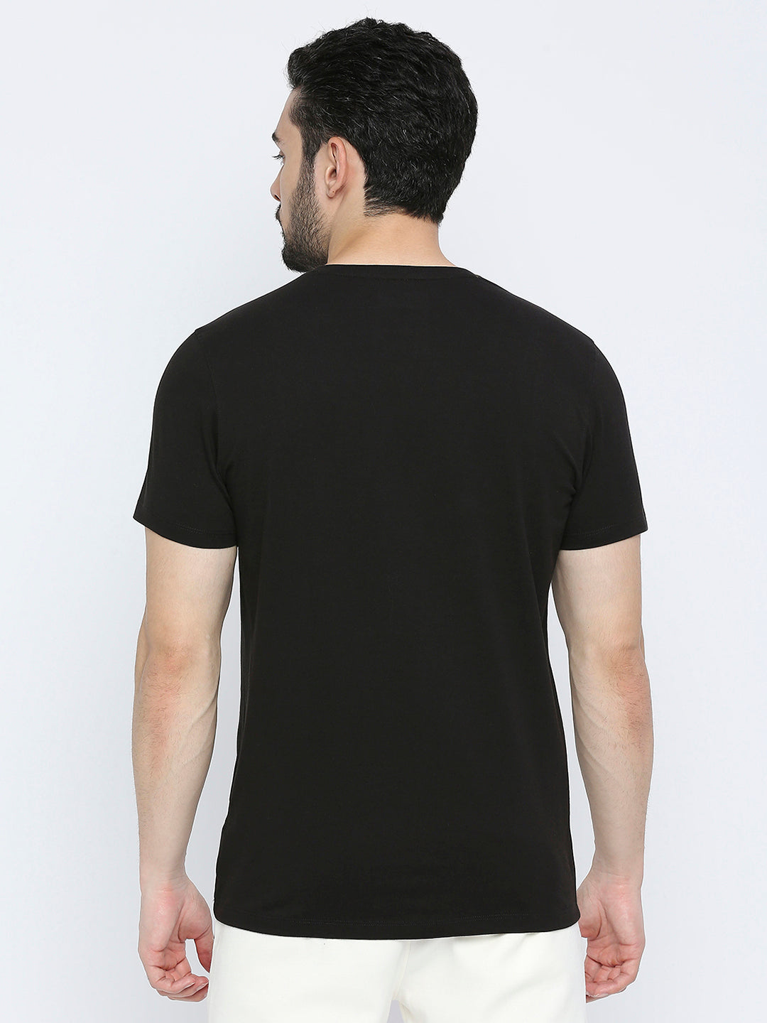 Men Premium Black Cotton V-Neck T-shirt- UnderJeans by Spykar
